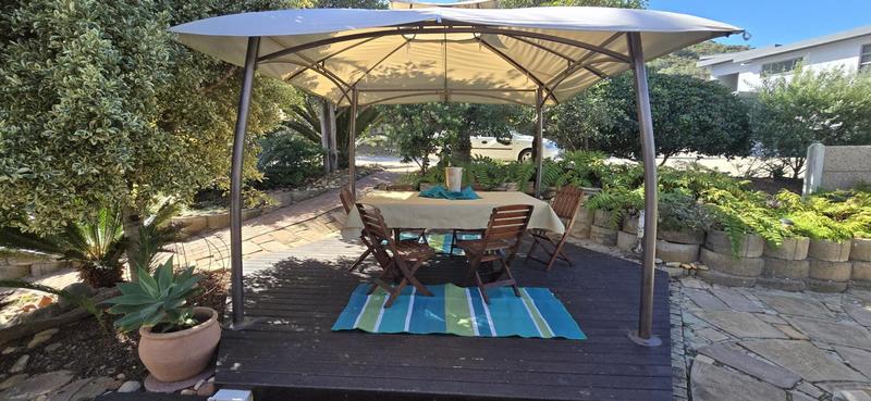 4 Bedroom Property for Sale in Glentana Western Cape